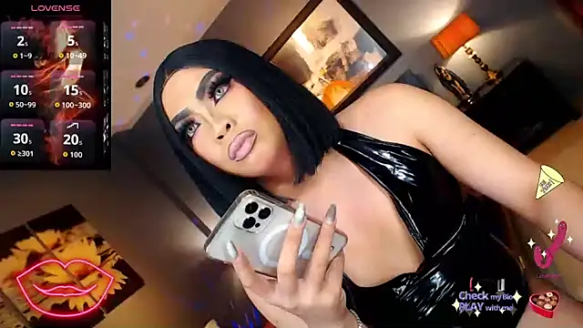 FridaHumphrey webcam