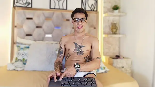 Andrew_Haalls webcam