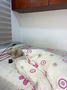 thomas_big_dick (M twink) - Show me my hard cock🔥🫣