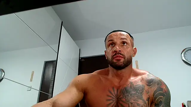 Magnificmuscles89 webcam