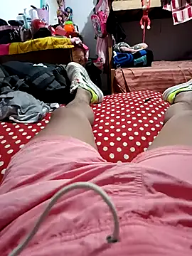 geminis_95 - Geminis_95's free webcam - UK Sex Cams