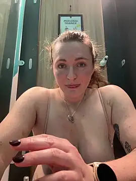 BustyBonnieUK webcam