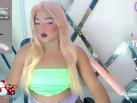 AuroraRoss webcam stripchat model stream image