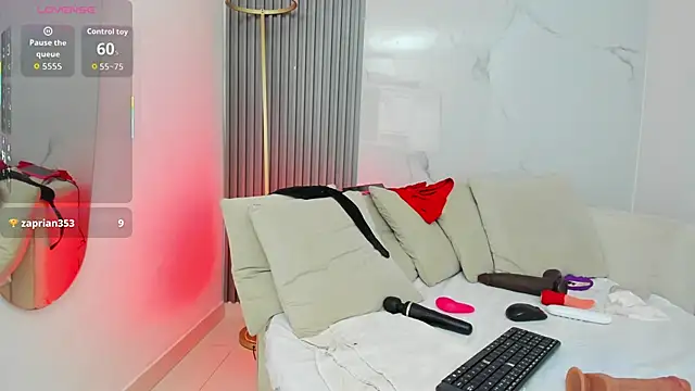 kiaratentation webcam