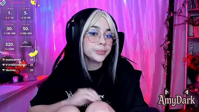 _AmyDark webcam