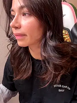 Adriennesexxx webcam