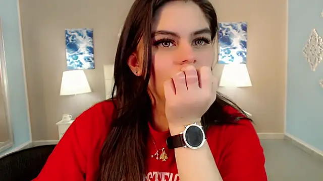 _Maddison_Ivanova_ webcam