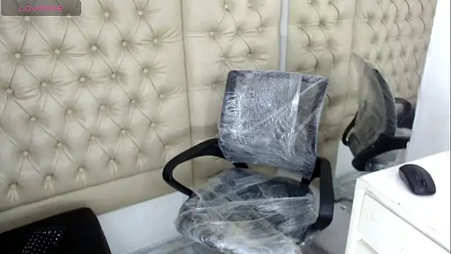 JessicaHott01 webcam