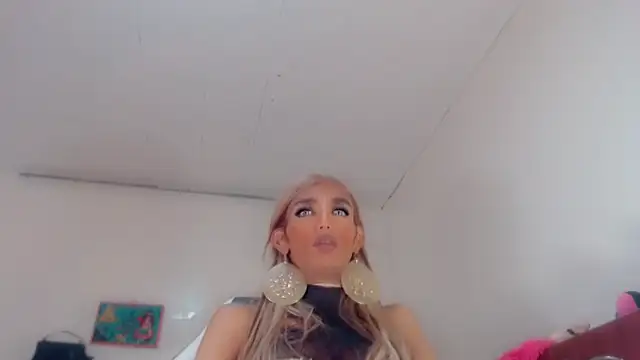 oriana_braom (T young) - MOSTRAR MASTURBACIÓN