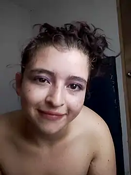 xuxi_xxx (F teen) - Completely naked, plus I danced sexy ❤️