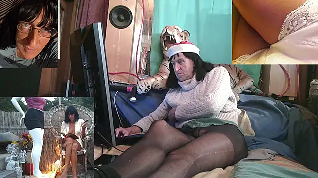 sissidomination (Ask my age) - i show my cute titties