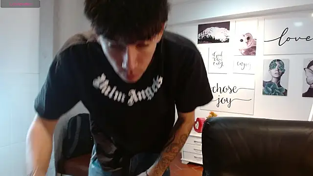 AmethystShadow17 webcam