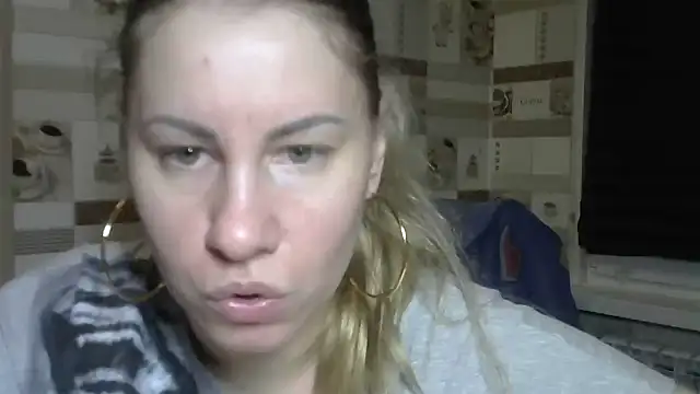 TherestlessKitty webcam