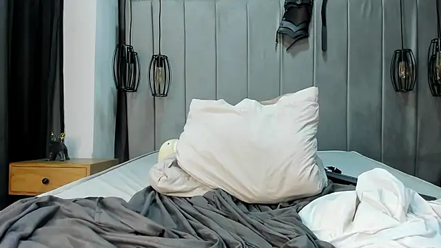 hunterheat_ (M twink) - hard dick+ masturbation two hands