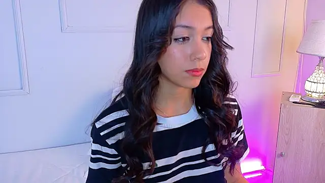 miaoconner (F teen) - play domi me 2 mins🥵💦