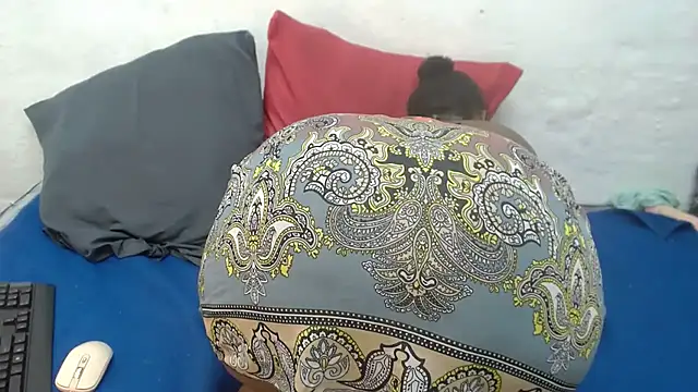 Thickchocolatex2 webcam