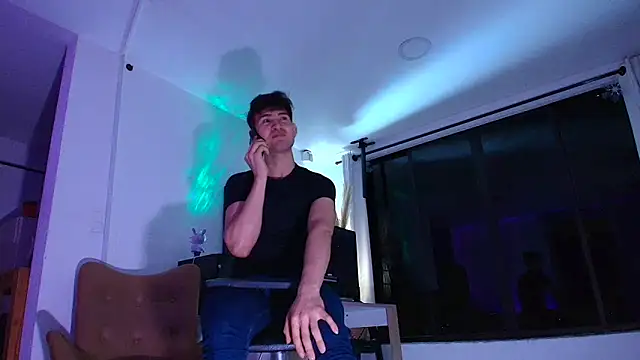 orlando_yate (M young) - show hard cock