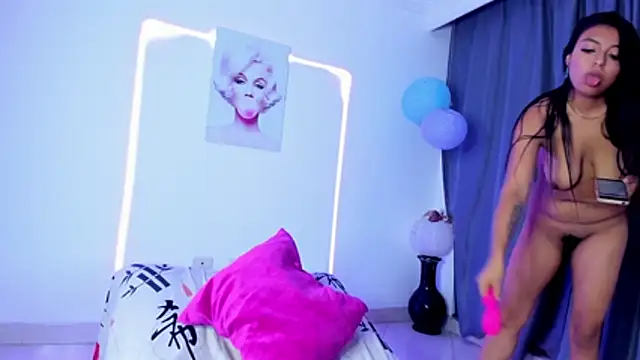 sweet_cinamon webcam