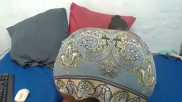 Thickchocolatex2 webcam