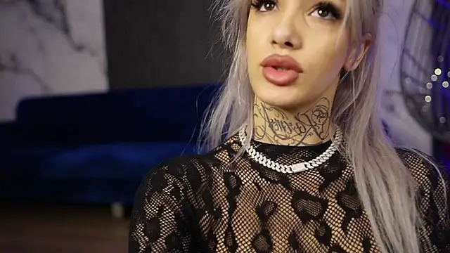 blondie_muller webcam