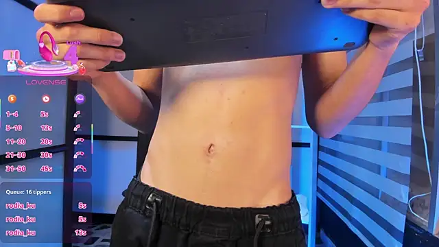 liampage_ (M twink) - FINGER MY ASS