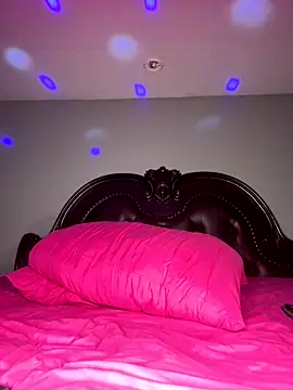 thickassrena (F milf) - HAPPY BIRTHDAY 🎁 BLASIAN BADDIE PVT/EXC