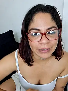 hornny_cougar webcam