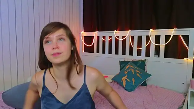 BeatrixCarIeton webcam