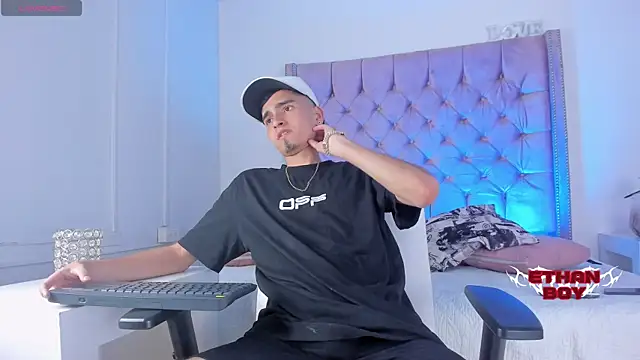 Ethan_Boy_ webcam