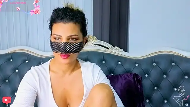 Turkish-Latina live cam screenshot female from Turkey on Clip20 – Short Porn Clips & Live Cams