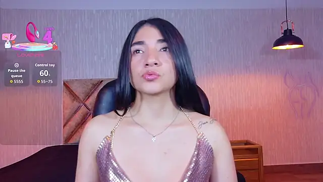 Aurora_jones11