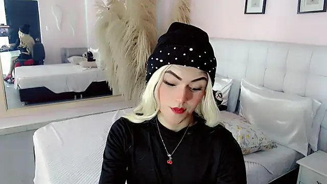 nathalialoes1 webcam