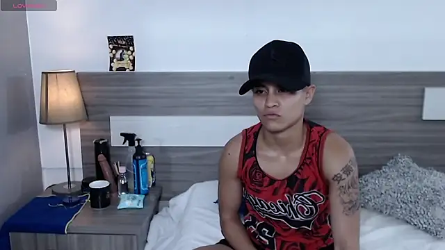 Liiamthompson webcam