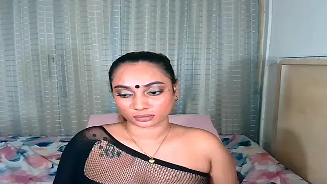 sexyindianchic webcam