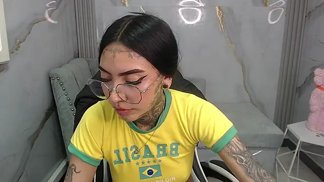 Ashley_Blum_v webcam