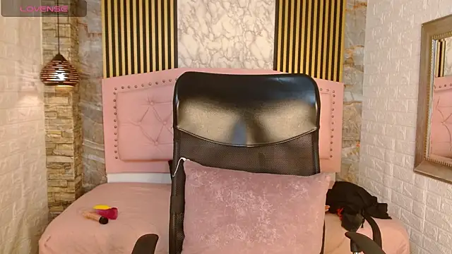 griselle_rousse - Griselle_rousse's free webcam