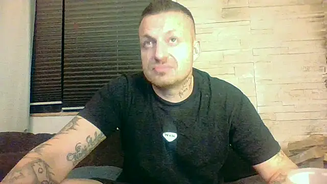 DevilsAngel13 webcam