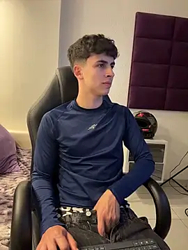 AdrianRinaldi webcam