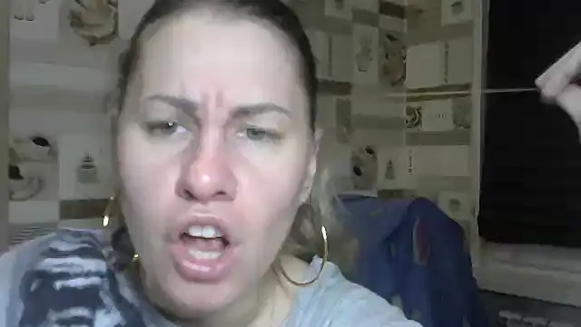 TherestlessKitty webcam