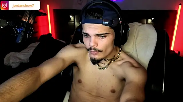 JordanShow webcam