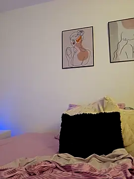 VictoriaEvaans_ webcam