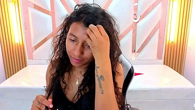 ninadelight_tp webcam