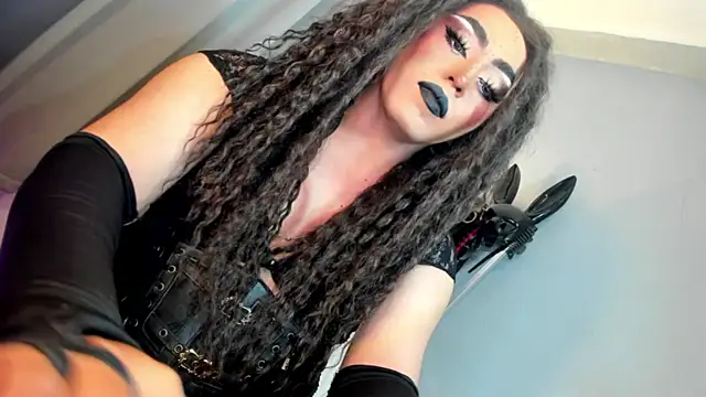 DominaAurumXXX webcam