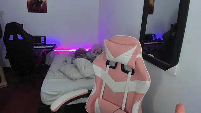 jessi_and_boy webcam