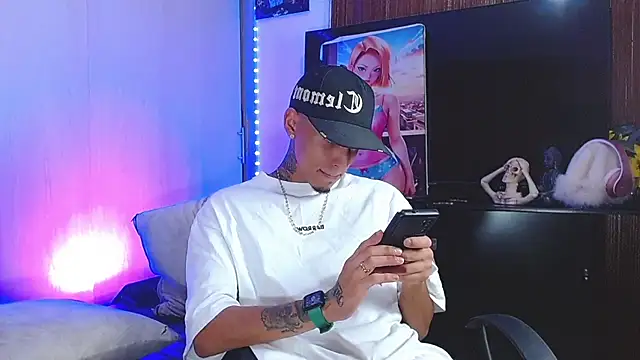 liam_lee (M twink) - Bigg Cum Shoot