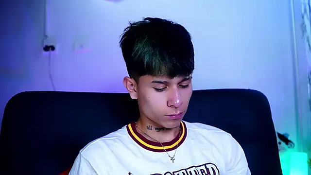 jake_beach (M twink) - show much cum