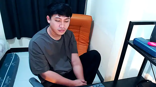 princejayx (M young) - always ready for a fetish and cum show