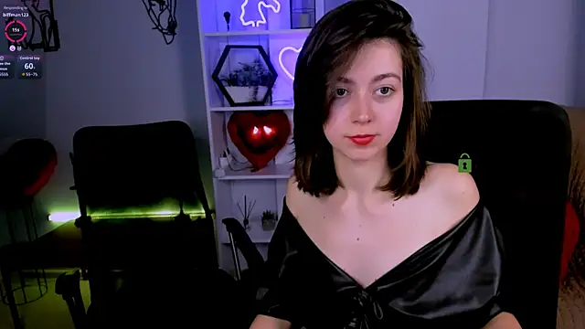 kitniss_dreamy webcam