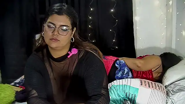 cute_slavehot webcam