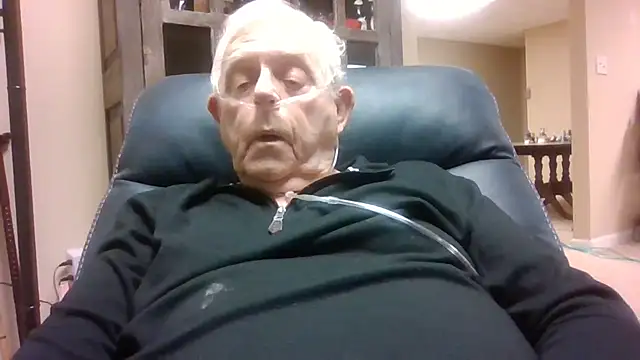 bootlegmanz (M grandpa) - #american #blondes #cam2cam #cheapest-privates #chunky #dirty-talk #ejaculation #grandpas #jerk-off-instruction #masturbation #recordable-privates #sexting #small-audience #straight #white